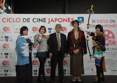 photocall-cosplayers-con-mizukami-masashi-en-evento-III-ciclo-cine-japones-kinepolis