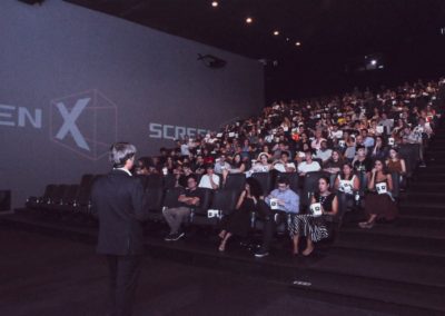 espectadores-en-presentacion-sala-screen-x-kinepolis
